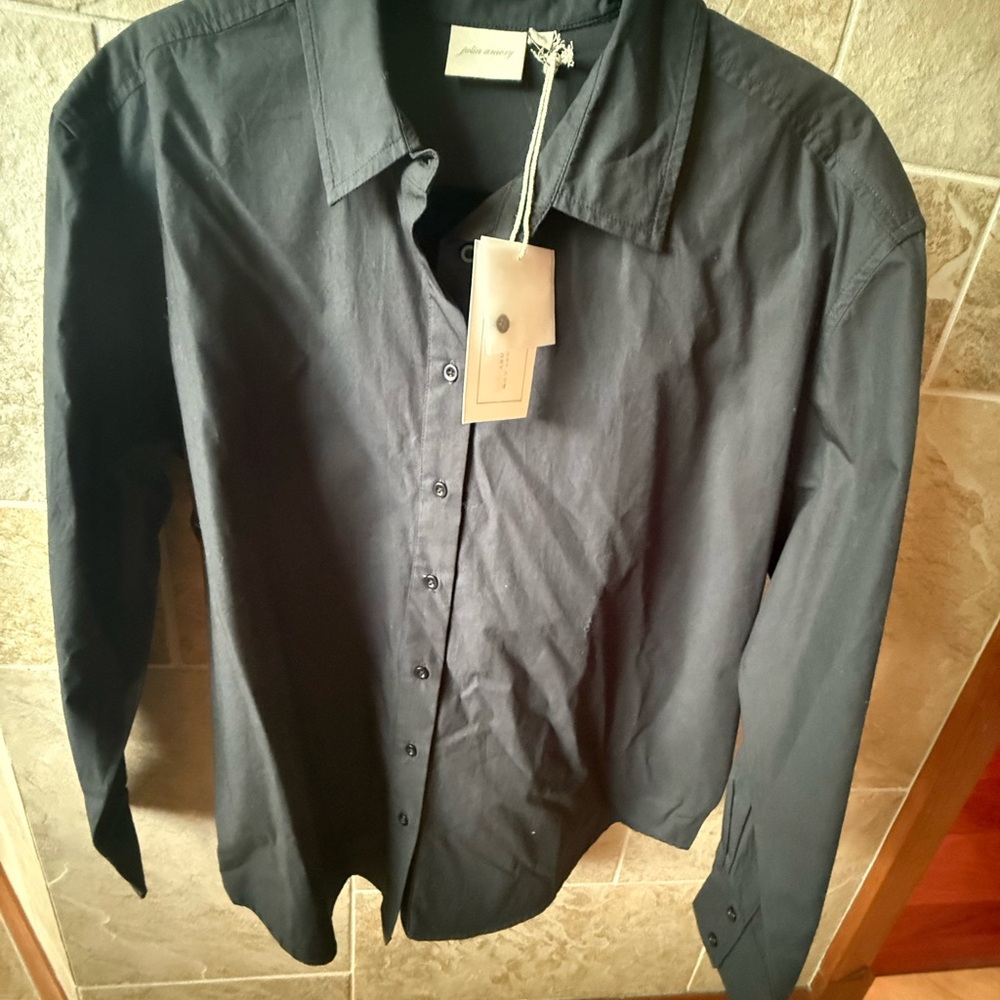 COPY - Julia Amory Carolyn Shirt in Black- size M never worn!
